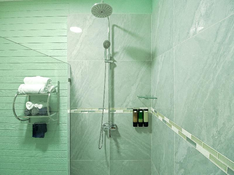 Junglo Resort And Spa image