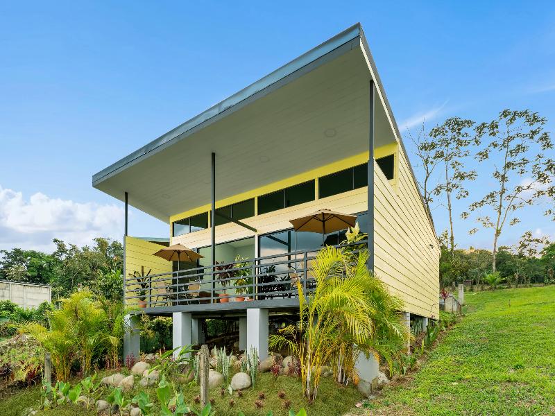 Junglo Resort And Spa image