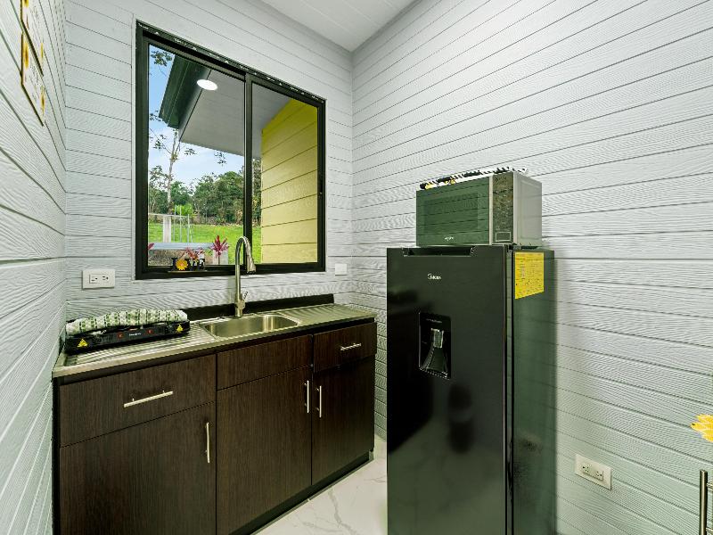 Junglo Resort And Spa image