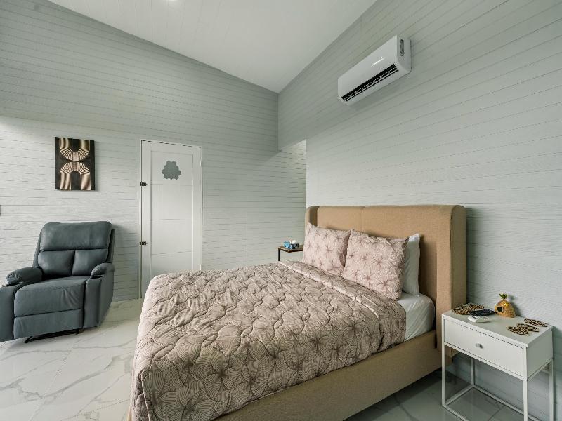 Junglo Resort And Spa image