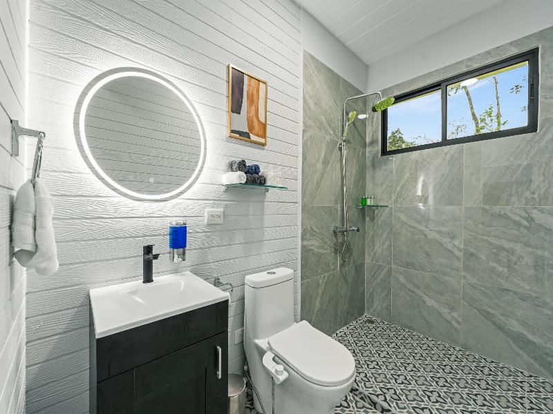 Junglo Resort And Spa image