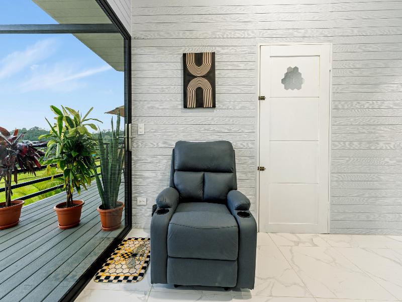 Junglo Resort And Spa image