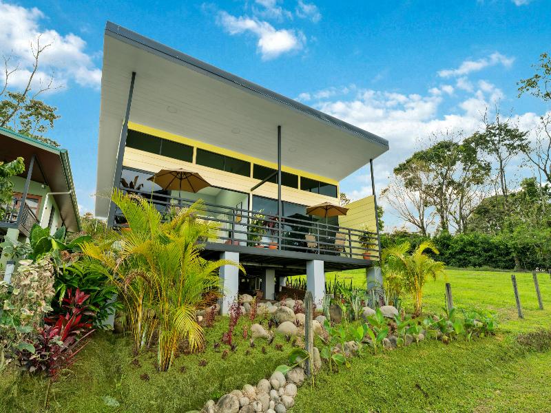 Junglo Resort And Spa image