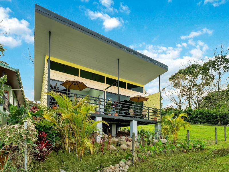 Junglo Resort And Spa image