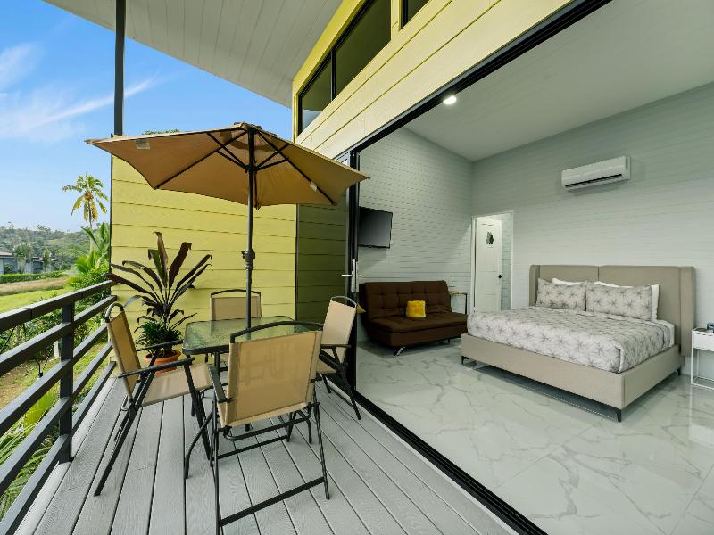 Junglo Resort And Spa image
