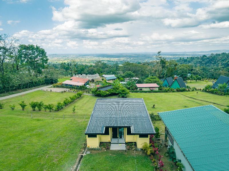 Junglo Resort & Spa image