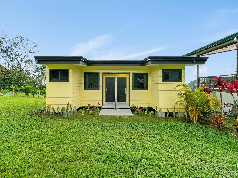 Junglo Resort & Spa image