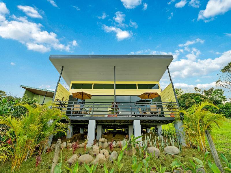 Junglo Resort & Spa image