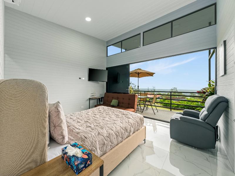 Junglo Resort & Spa image