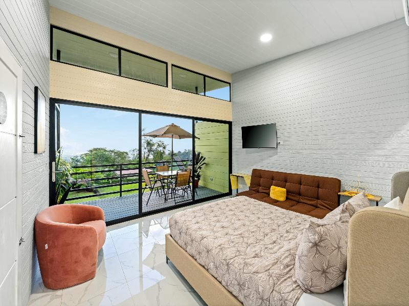 Junglo Resort & Spa image