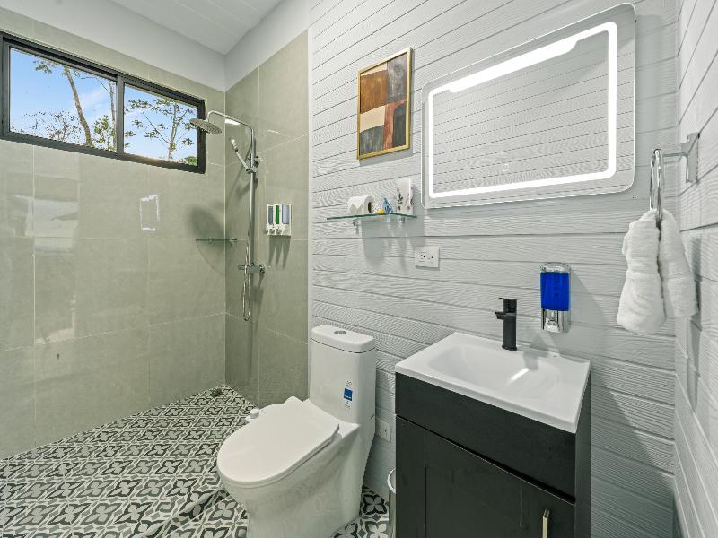 Junglo Resort & Spa image