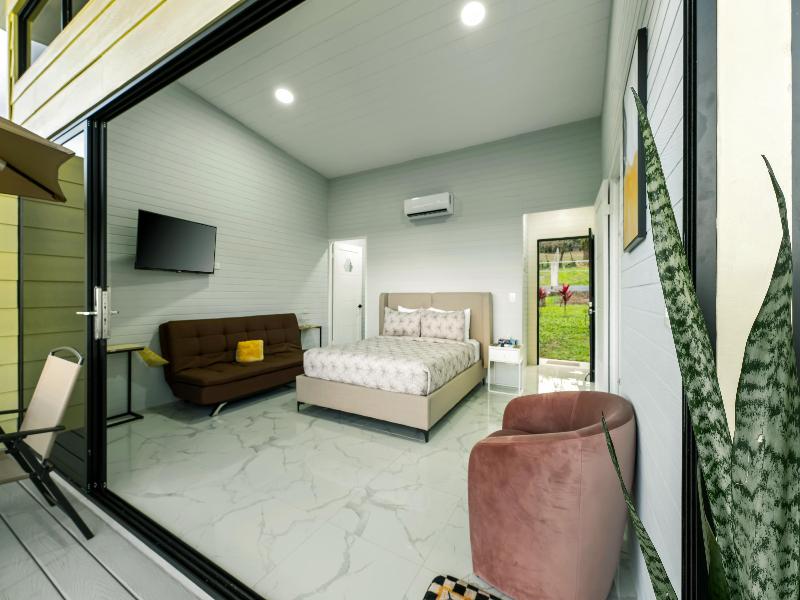 Junglo Resort & Spa image