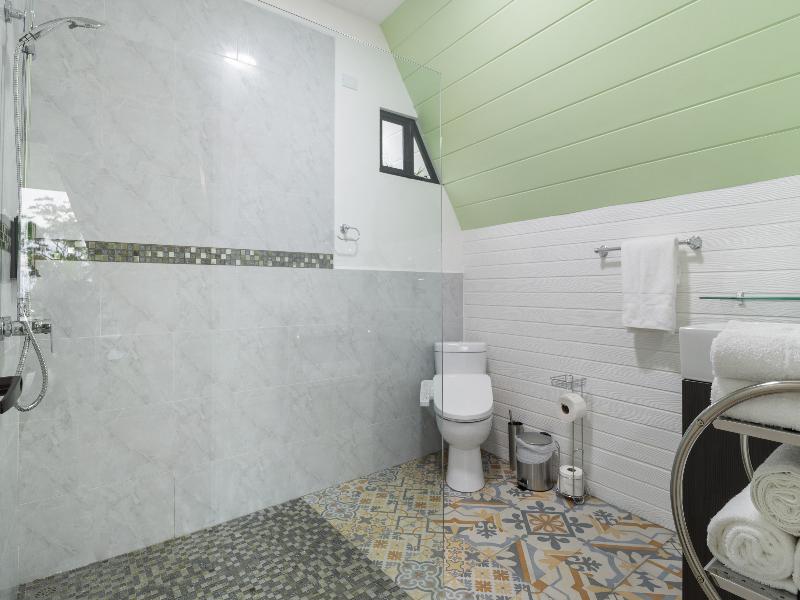 Junglo Resort And Spa image