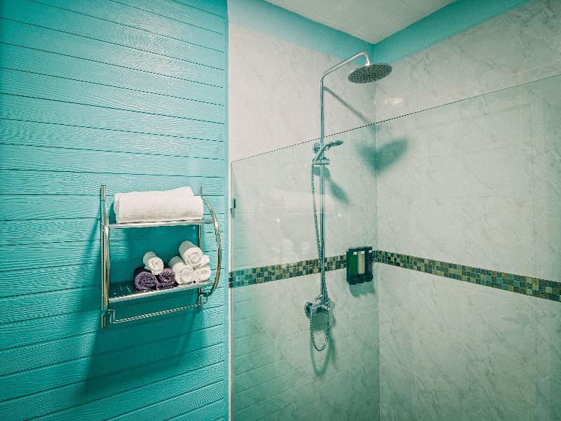 Junglo Resort And Spa image