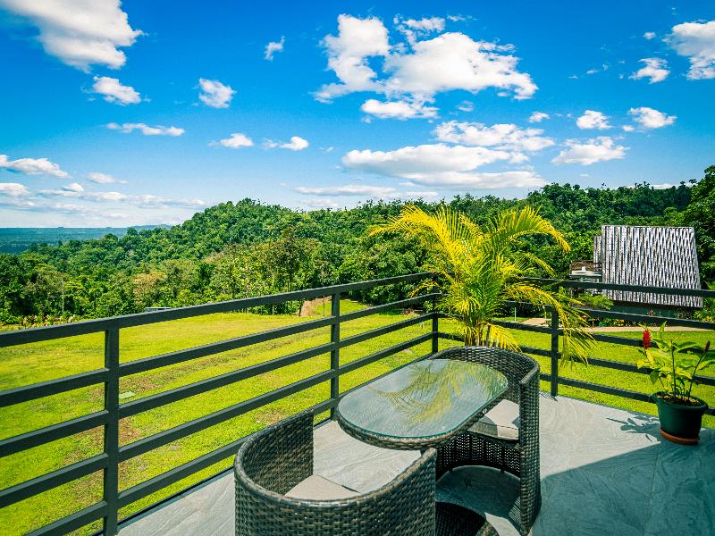 Junglo Resort And Spa image