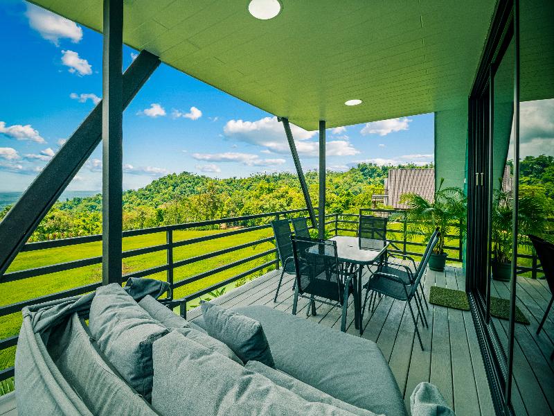 Junglo Resort And Spa image