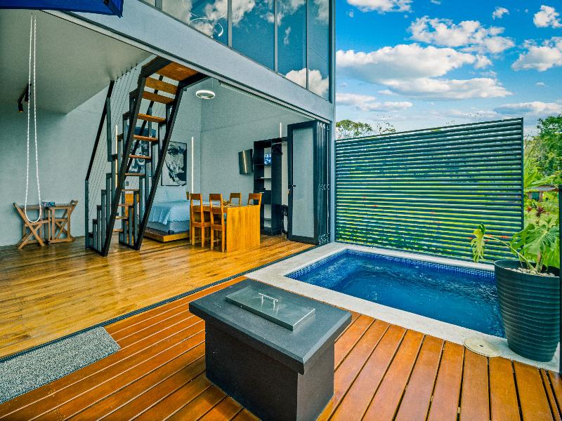 Junglo Resort And Spa image