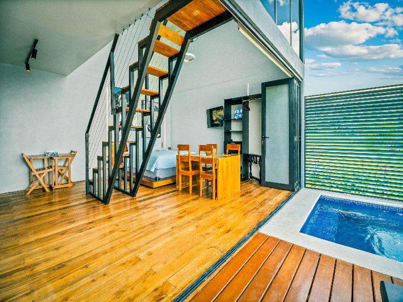 Junglo Resort And Spa image