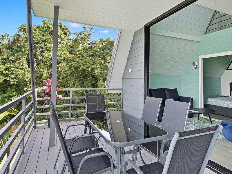 Junglo Resort And Spa image