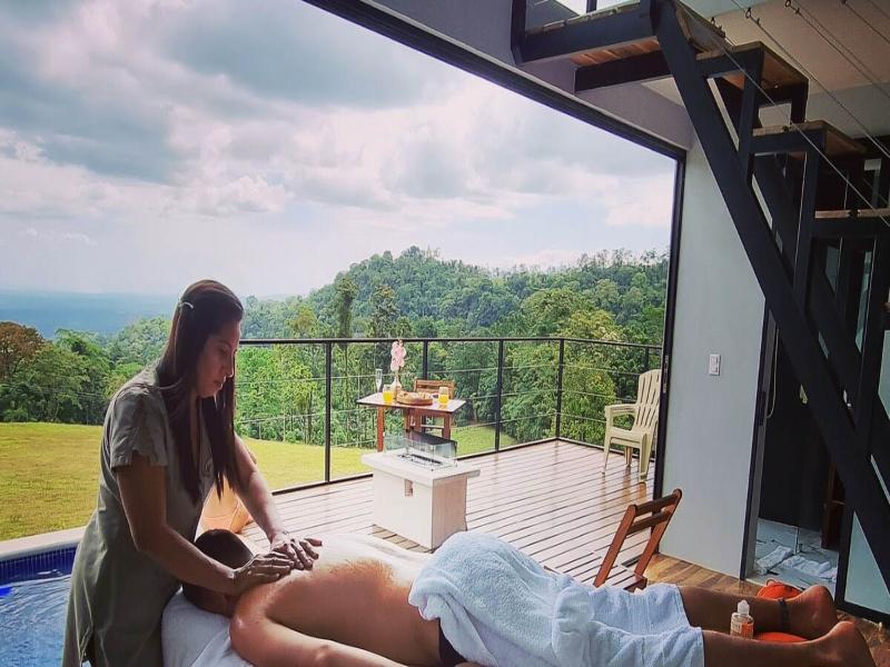 Junglo Resort & Spa image