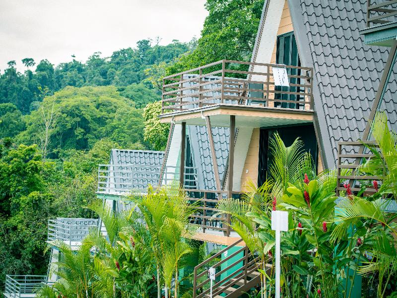 Junglo Resort & Spa image