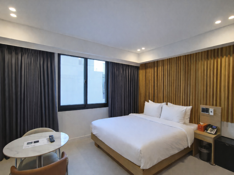 Hearium Hotel image
