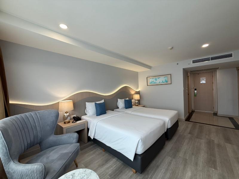Empress Pattaya Hotel image