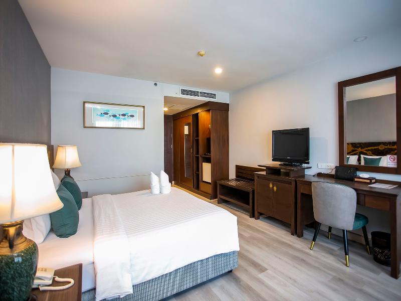 Empress Pattaya Hotel image