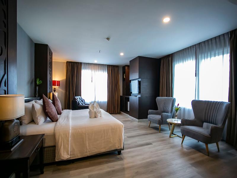 Empress Pattaya Hotel image