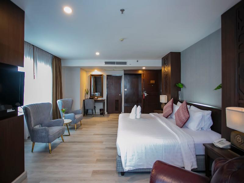 Empress Pattaya Hotel image