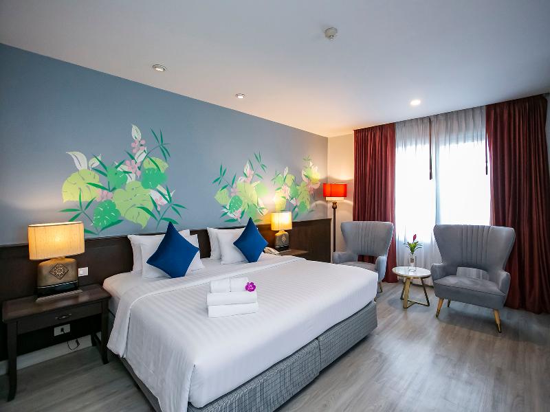 Empress Pattaya Hotel image