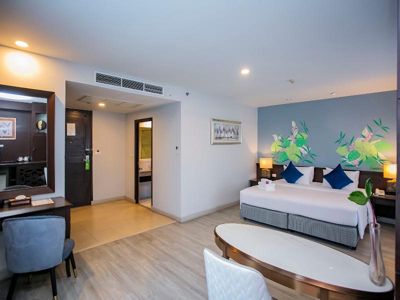 Empress Pattaya Hotel image