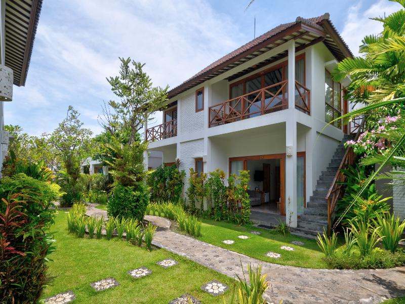 WIDE SANDS Beach Retreat image