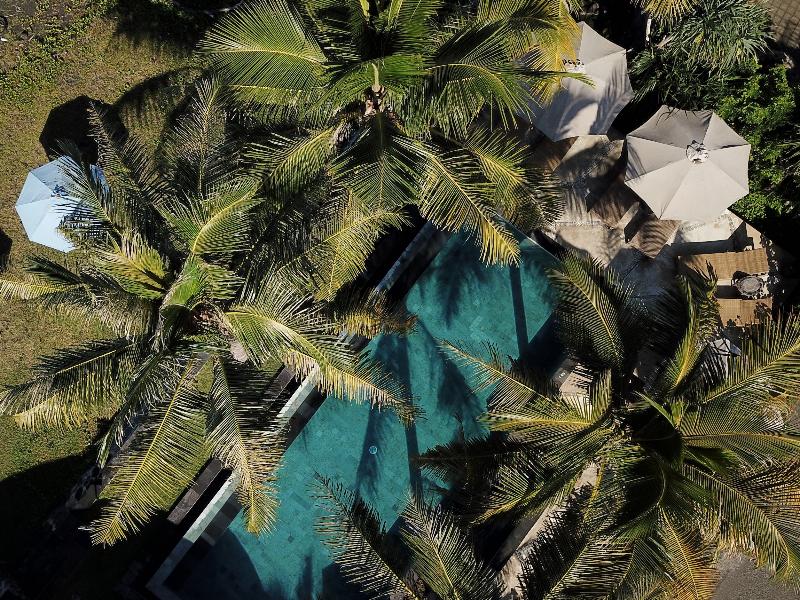 WIDE SANDS Beach Retreat image