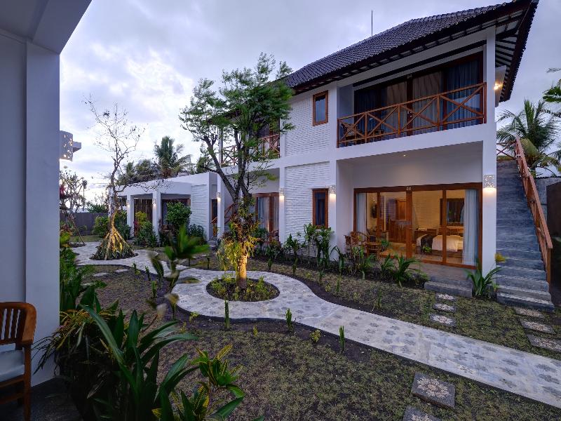 WIDE SANDS Beach Retreat image
