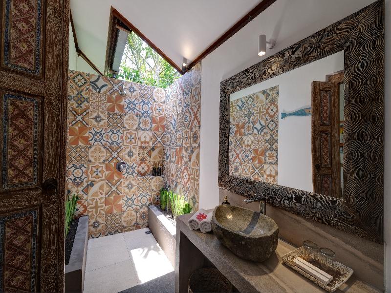 WIDE SANDS Beach Retreat image