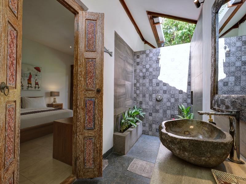 WIDE SANDS Beach Retreat image