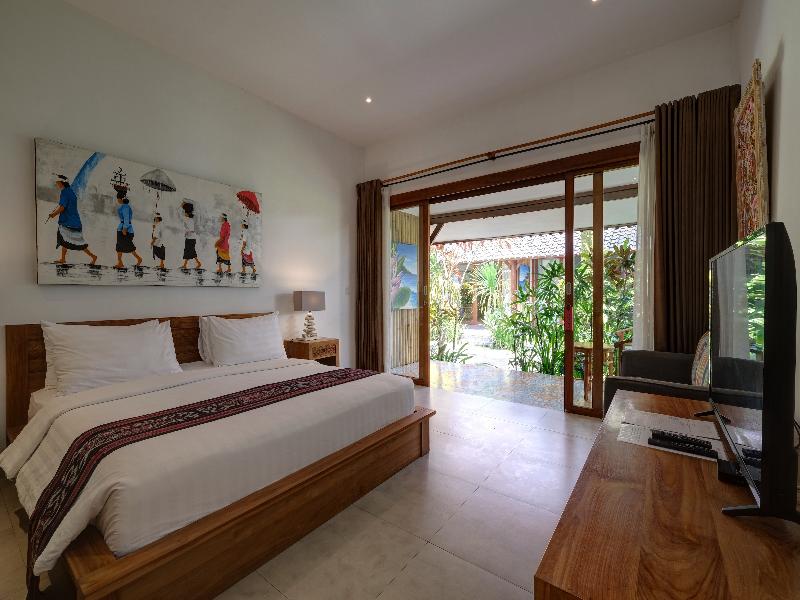 WIDE SANDS Beach Retreat image