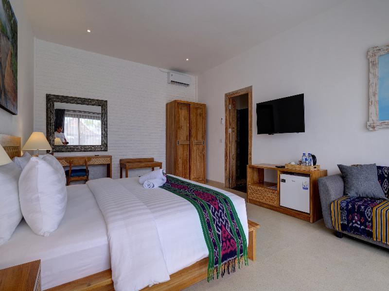 WIDE SANDS Beach Retreat image
