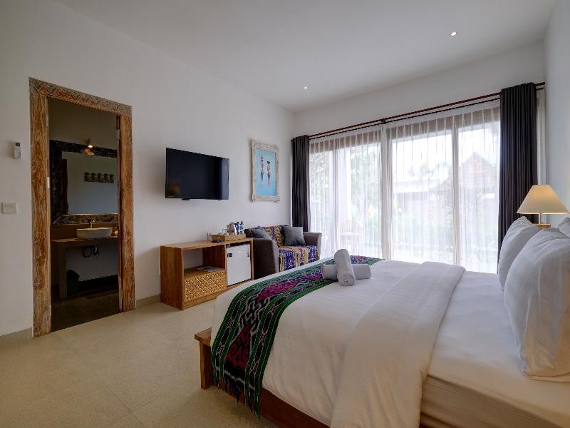 WIDE SANDS Beach Retreat image