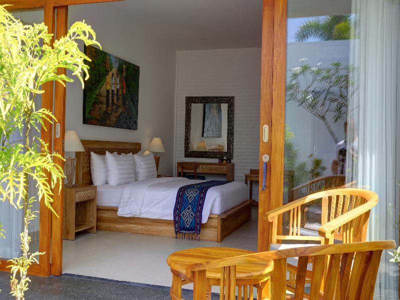WIDE SANDS Beach Retreat image