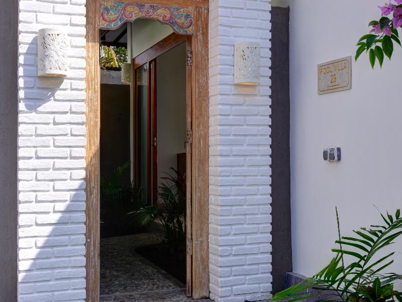 WIDE SANDS Beach Retreat image