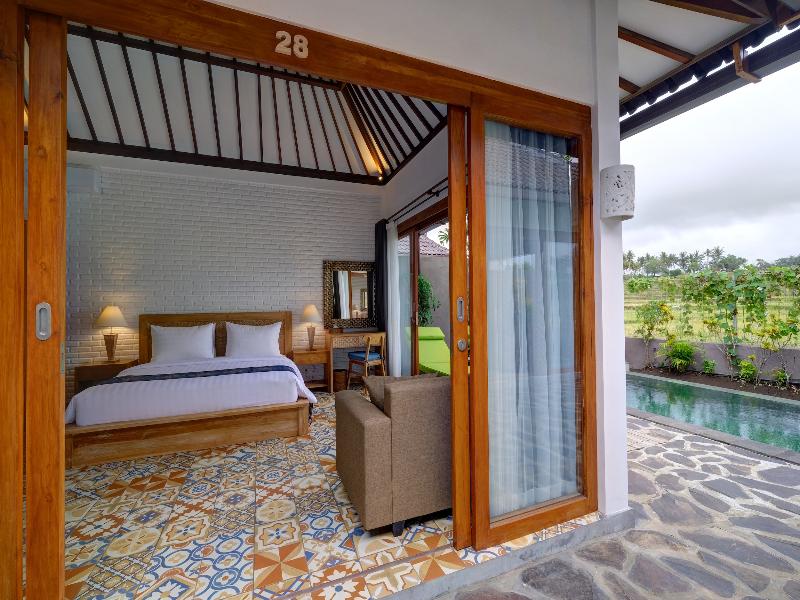 WIDE SANDS Beach Retreat image
