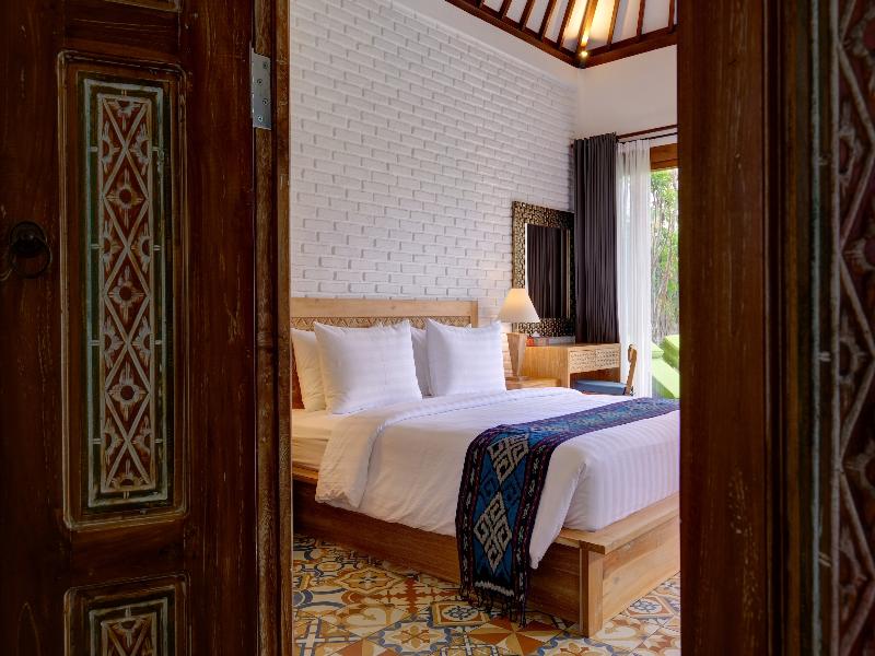 WIDE SANDS Beach Retreat image