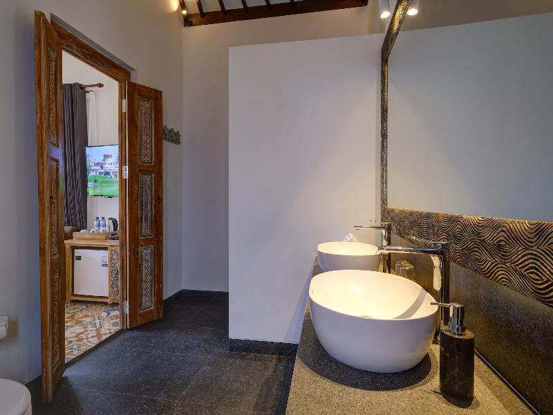 WIDE SANDS Beach Retreat image