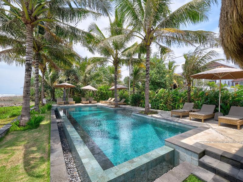 WIDE SANDS Beach Retreat image
