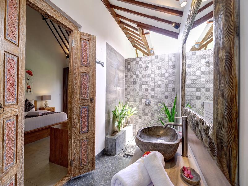 WIDE SANDS Beach Retreat image