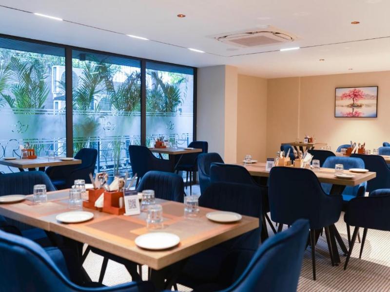Grand Continent Hotel, Gurugram, Sector 45 image