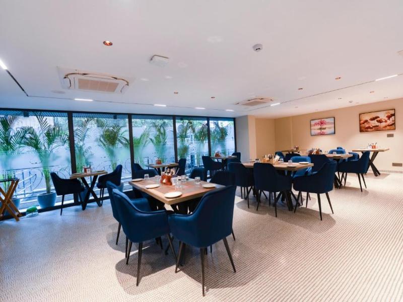 Grand Continent Hotel, Gurugram, Sector 45 image