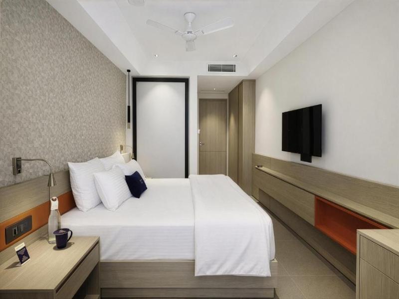 Grand Continent Hotel, Gurugram, Sector 45 image